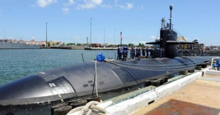 Američka nuklearna podmornica USS Helena uplovila u Guntanamo Bay nakon što je ruska stigla na Kubu