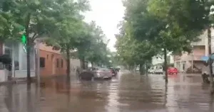 Pojedine ulice u Posušju pod vodom, meteorolozi objavili gdje će padati u narednim satima