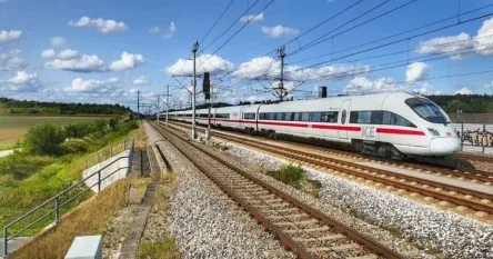 Kritike na račun njemačke željeznice, navijači se žale na gužve i kašnjenje vozova
