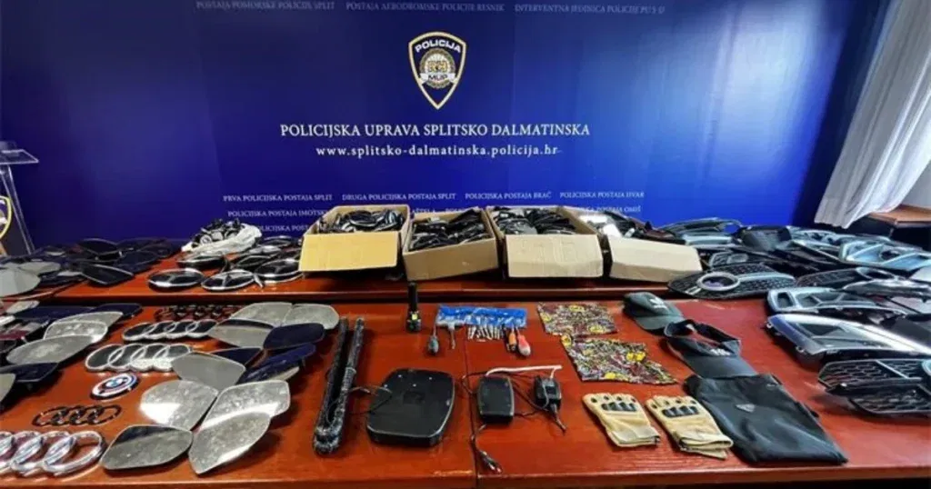Uhapšeni u Makarskoj, ukrali dijelove sa više od stotinu automobila
