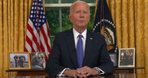 Biden objasnio zašto je odustao od kandidature: “Amerika će morati odabrati”