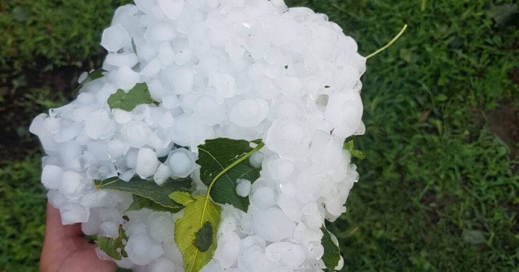 Nevrijeme u dijelu BiH: Padao led veličine oraha