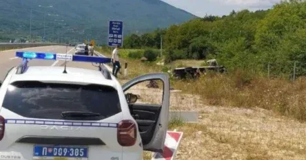 U Srbiji se prevrnuo kombi, više od 30 povrijeđenih