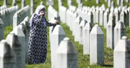 Borrell i Varhelyi: Nema mjesta među nama za one koji negiraju genocid u Srebrenici