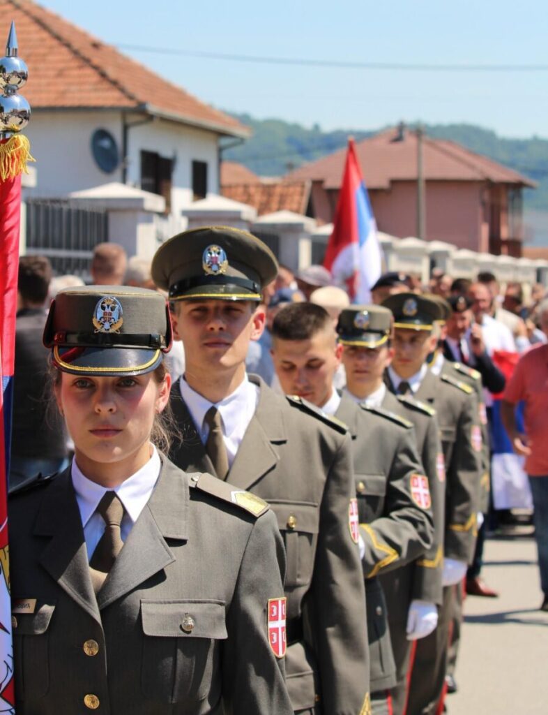 vojska srbije defile bratunac