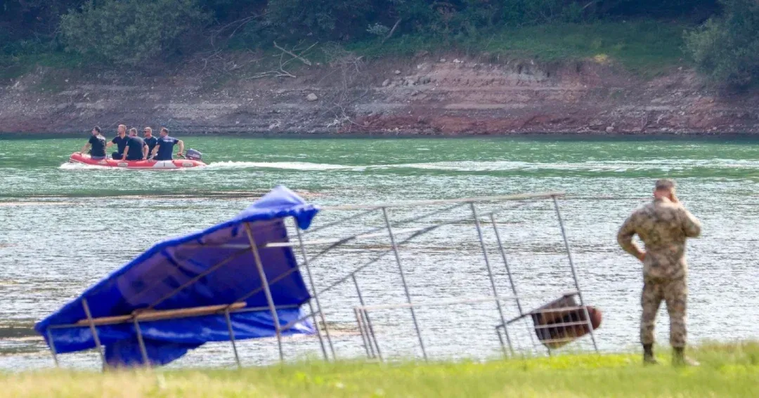 eufor o padu helikopera u jablaničko jezero