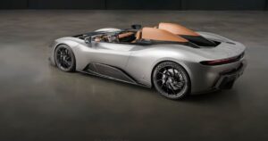 Pininfarina predstavlja Batmobile, košta 4.9 miliona eura