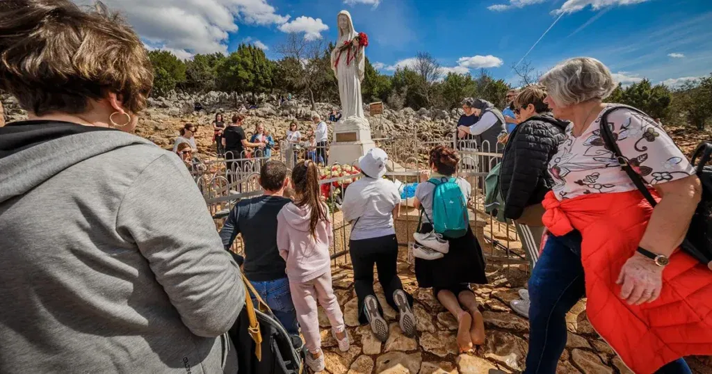 Katolici slave blagdan Velike Gospe ili Uznesenja Blažene Djevice Marije