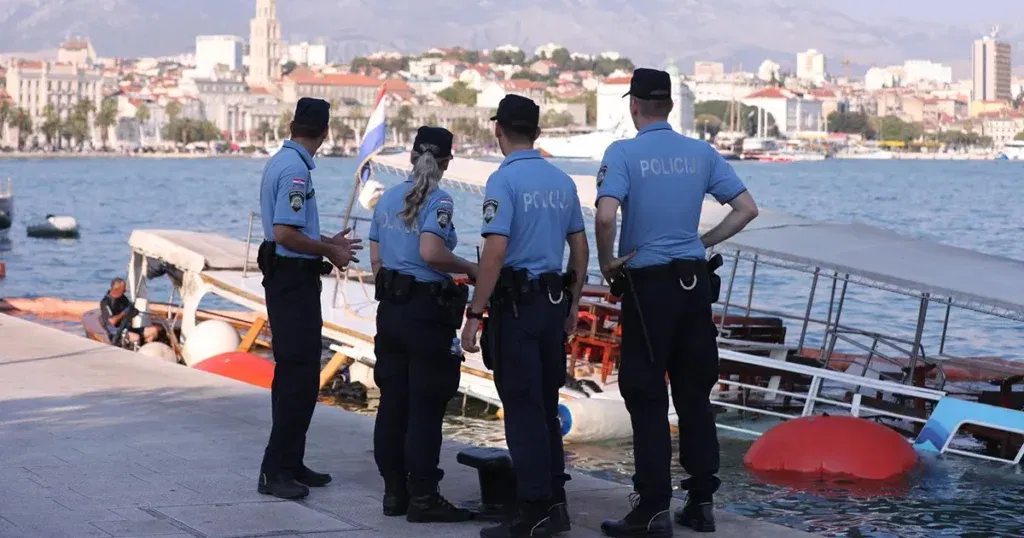 Jedna osoba poginula u Hrvatskoj kada je gumeni čamac udario u hrid