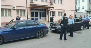 Kosovska policija zatvorila pet paralelnih srpskih općina na sjeveru Kosova