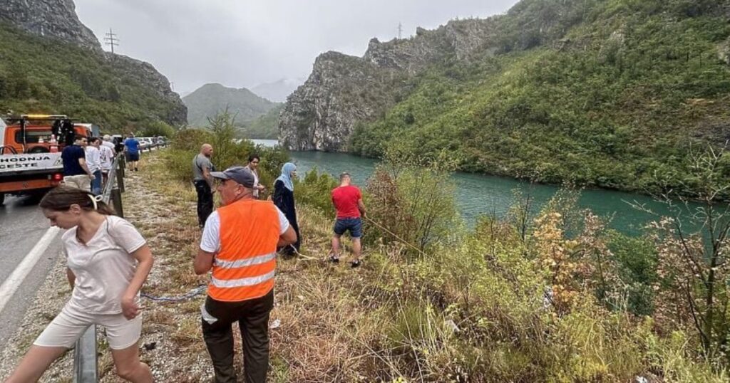 Izbjegnuta tragedija kod Jablanice: Automobil srećom nije završio u Neretvi