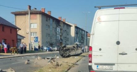 Teža saobraćajna nesreća u Solani, povrijeđeno više osoba