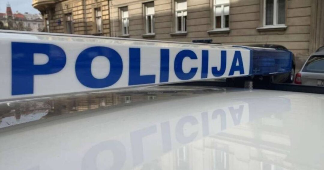 policija