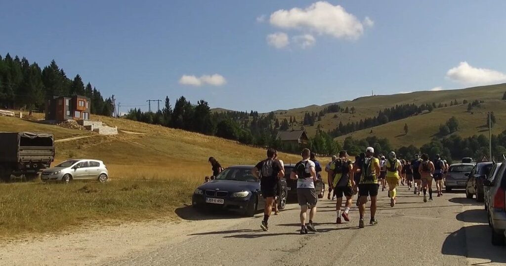 Više od 150 trkača i biciklista odazvalo se drugom izdanju manifestacije Vlašić outdoor, koja se održava u organizaciji Biciklističkog kluba "Napredak" Travnik.