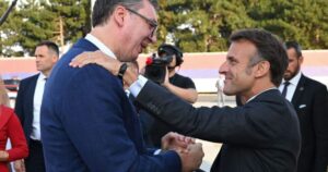 Macron stigao u Srbiju, prodaja borbenih aviona “Rafale” glavna tema?!