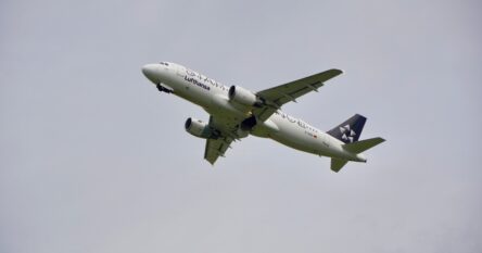 Lufthansa planira ukinuti 400 radnih mjesta