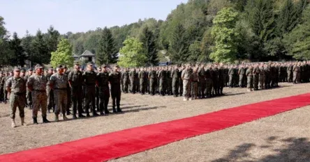 Svečanu zakletvu položilo 349 novih pripadnika OSBiH, među njima su i 44 vojnikinje