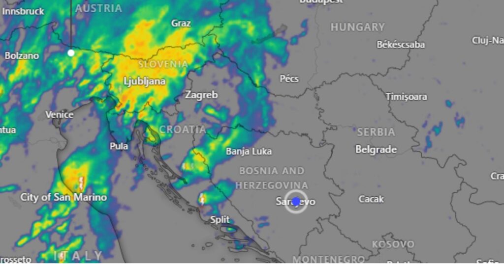 Hrvatsku pogodilo snažno nevrijeme, ide ka BiH