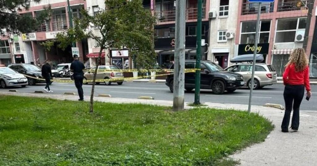 Policija traga za crvenim Golfom i terenecem Mercedes, zalutali metak pogodio auto