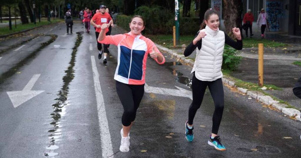 Više od 550 heroina, žena operisanih od raka dojke, predvodilo “Race for the Cure”