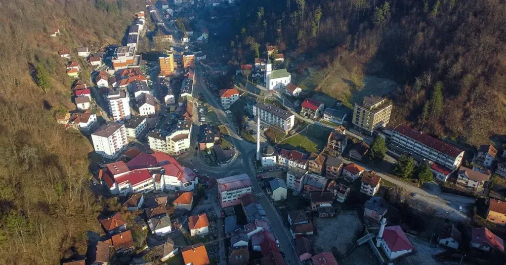 Kako su isparili milioni maraka: Srebrenica – grad žednih, izvaranih i očajnih ljudi