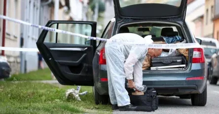 Mladić (20) ranio majku hicem iz automatske puške, umrla je u bolnici