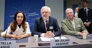 Assange: Ono što se dogodilo meni, ne smije se nikom drugom dogoditi