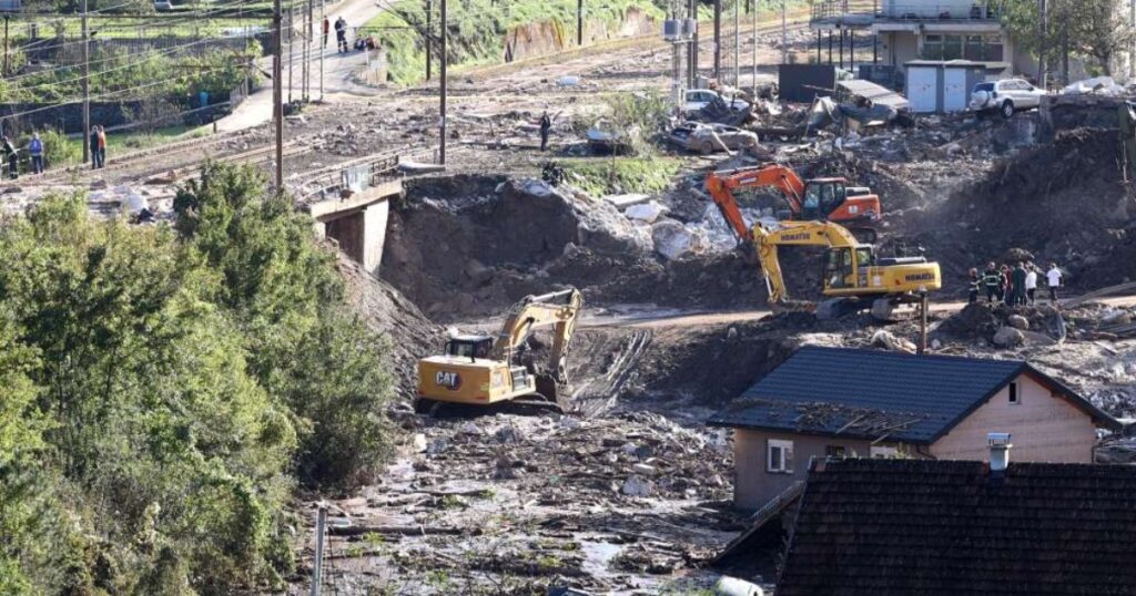 Pomozi.ba uplatila više od milion maraka porodicama pogođenim poplavama