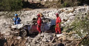 Traga se za još četiri nestale osobe: “Ne može se hodati, u mulj se propadne do metar”