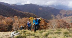 Planinari iz Goražda i Sarajeva postavljaju sajle na planini Klek