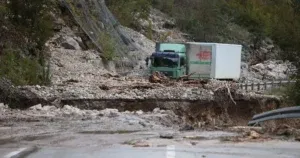 Ispovijest vozača kamiona koji je preživio odron: “Sve se odigralo u nekoliko sekundi”