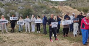 Protest u Mostaru: Ognjišta ćemo braniti životom, nećemo dozvoliti scenarij iz Donje Jablanice