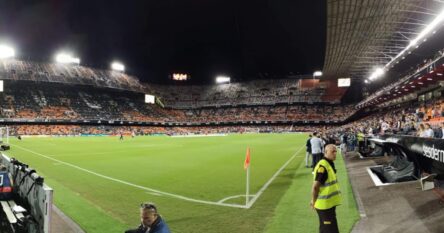 Stadion Mestalla u Valenciji pretvoren u centar za prikupljanje pomoći