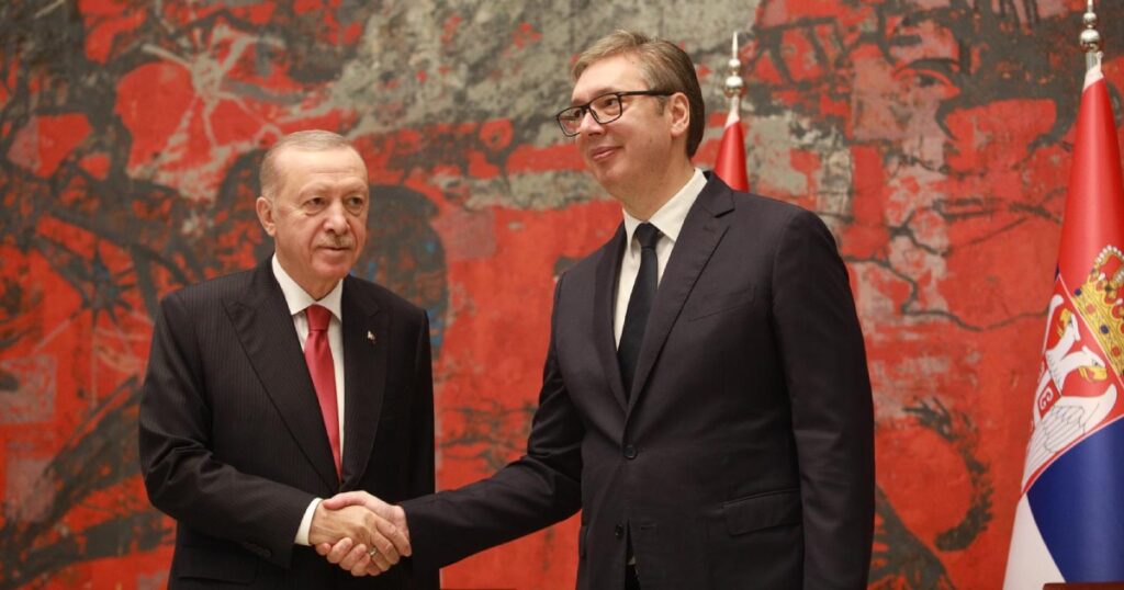 Vučić i Erdogan pohvalno govorili jedan o drugom, pominjali “zlatno doba”, ali i BiH