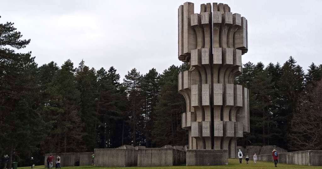 Zaposleni u NP Kozara održali štrajk upozorenja, još čekaju septembarsku platu