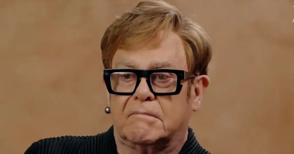 Elton John otkrio šta želi da mu piše na nadgrobnom spomeniku