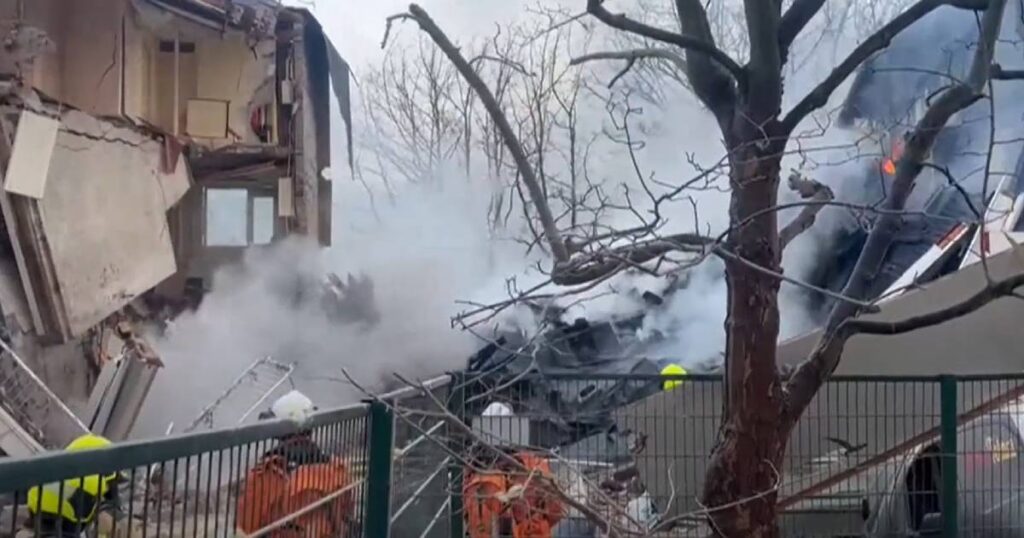 Snažna eksplozija u Hagu, ljudi zarobljeni u ruševinama