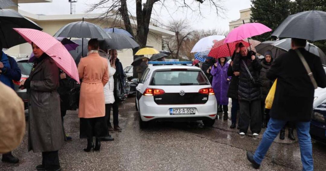 protest prosvjetni radnici hnk