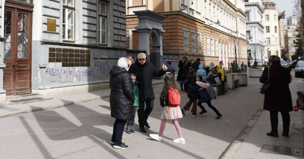 U FBiH manji broj učenika u osnovnim i srednjim školama