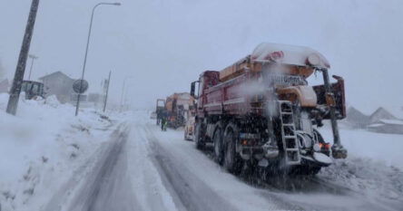 Snijeg u dijelovima BiH danas ponovo izaziva haos, meteorolozi najavljuju ljepše vrijeme