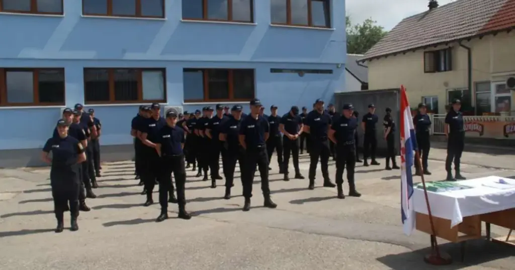 Kantonalni MUP raspisao konkurs za prijem 70 policijskih službenika