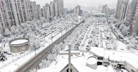 Naglo će zatopliti, temperature idu do plus 15. Nakon toga stižu minusi i novi snijeg