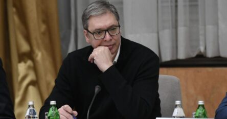 Vučić se ponovo oglasio, nudi pomilovanja za uhapšene studente: “Ne može na silu. Možda i može…”