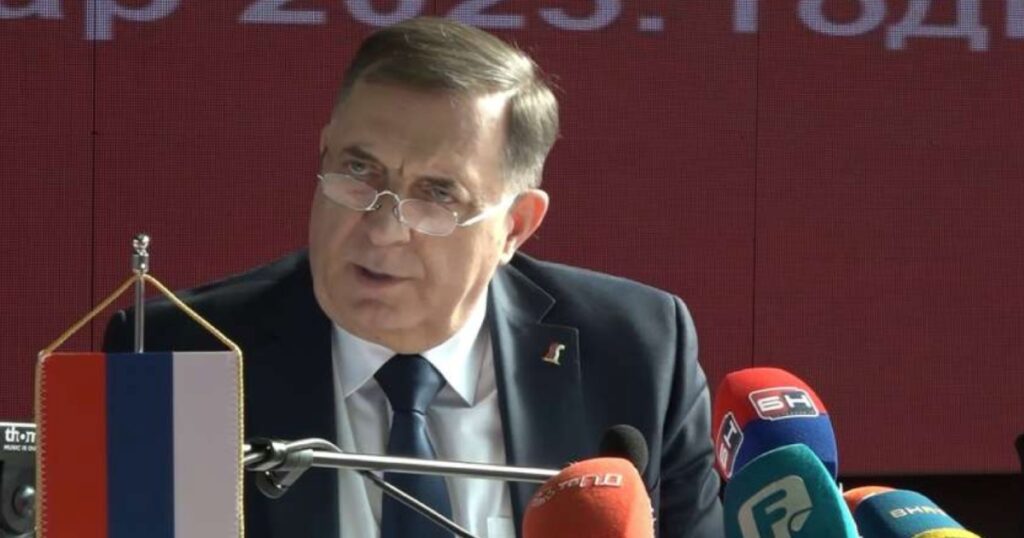 Dodik pozvao građane da dva dana stoje ispred NSRS, kaže da je spreman ići do kraja