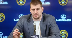 Jokić otkrio da se dopisovao s Dončićem nakon trejda u Lakerse: “Nije očekivao, naravno”