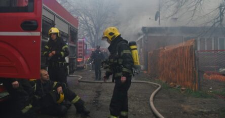 Tokom gašenja požara u Beogradu vatrogasci pronašli tijelo djeteta