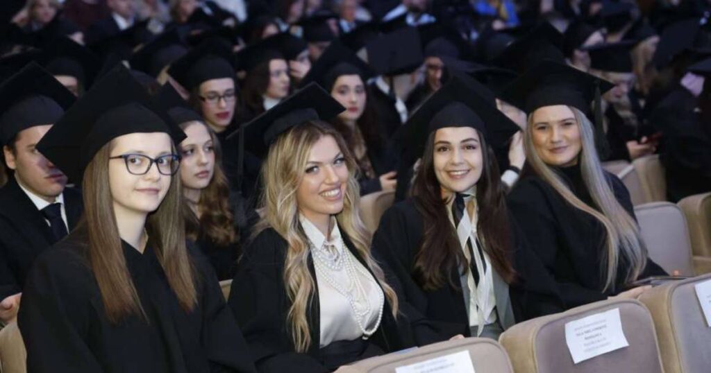 Održana promocija 3.633 diplomanta i magistranta Univerziteta u Sarajevu