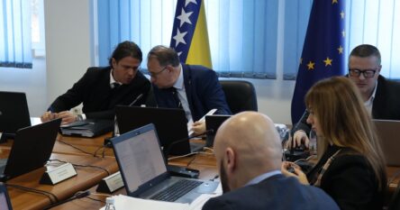 Vlada FBiH se odlučila zadužiti za još 635 miliona KM